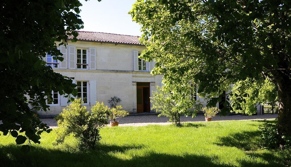 Bed and Breakfast Le Vieux Noyer à Saint-Maurice-de-Tavernole Extérieur photo